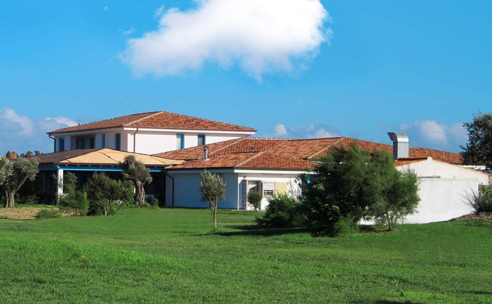 Hotel Gran Torre Phg Cabras Exterior photo